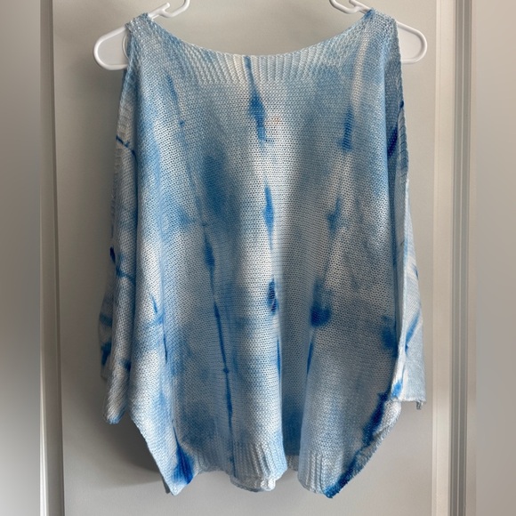 Luisa’s Ricci Blue Tie-Dye Knit Top - Picture 2 of 9